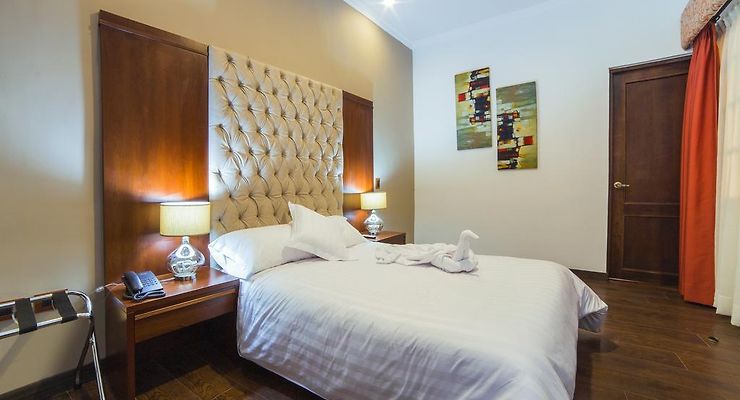 FELICIA HOTEL & SUITES CUENCA